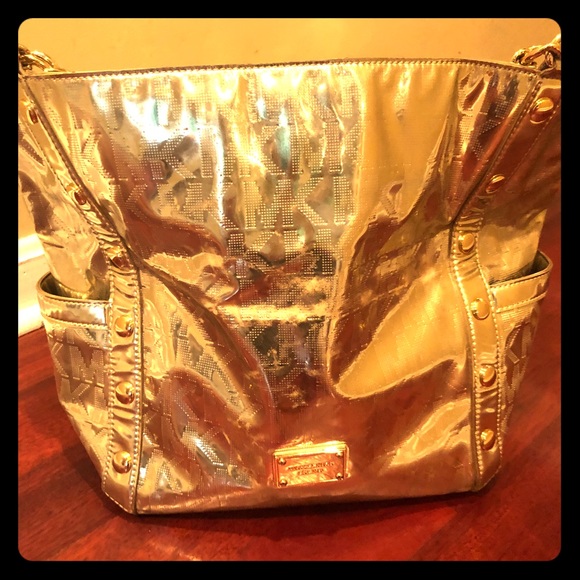 Michael Kors Gold metallic handbag - Picture 1 of 5